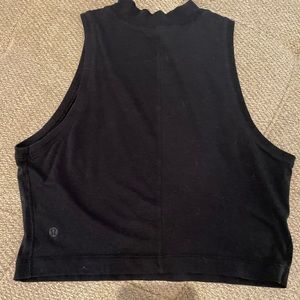 Lululemon Highneck Crop Top